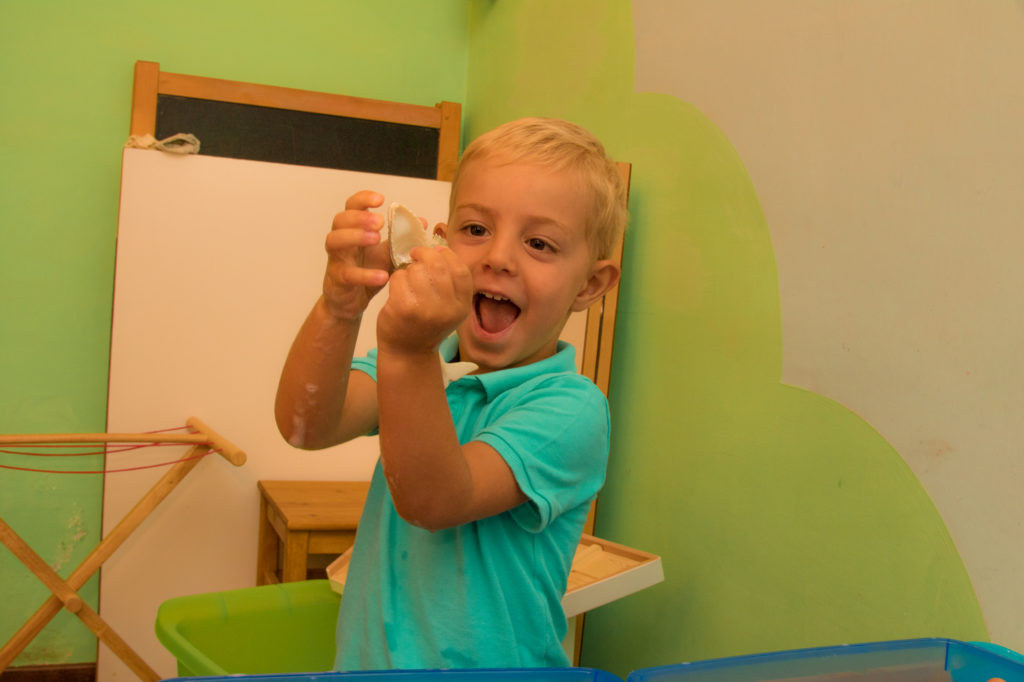 Giocare con il metodo montessori