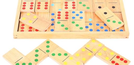 gioco del domino in legno
