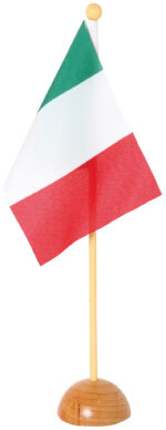 Porta bandiera con bandiere (Europa)