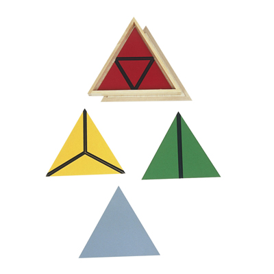 Triangoli costruttori in scatola triangolare