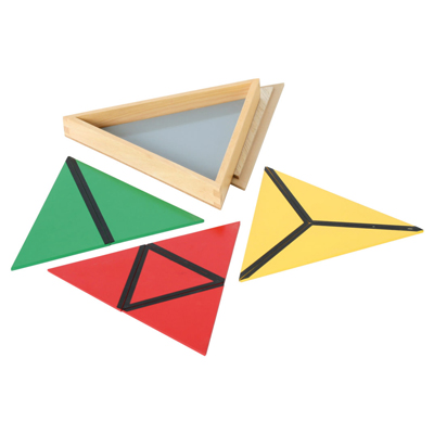 Triangoli costruttori in scatola triangolare